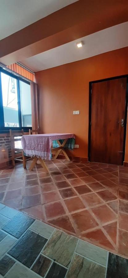 Looniva Guest House Lalitpur Exterior photo