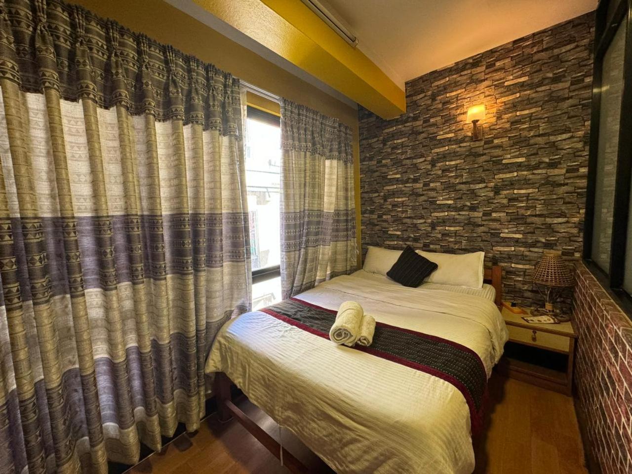 Looniva Guest House Lalitpur Room photo